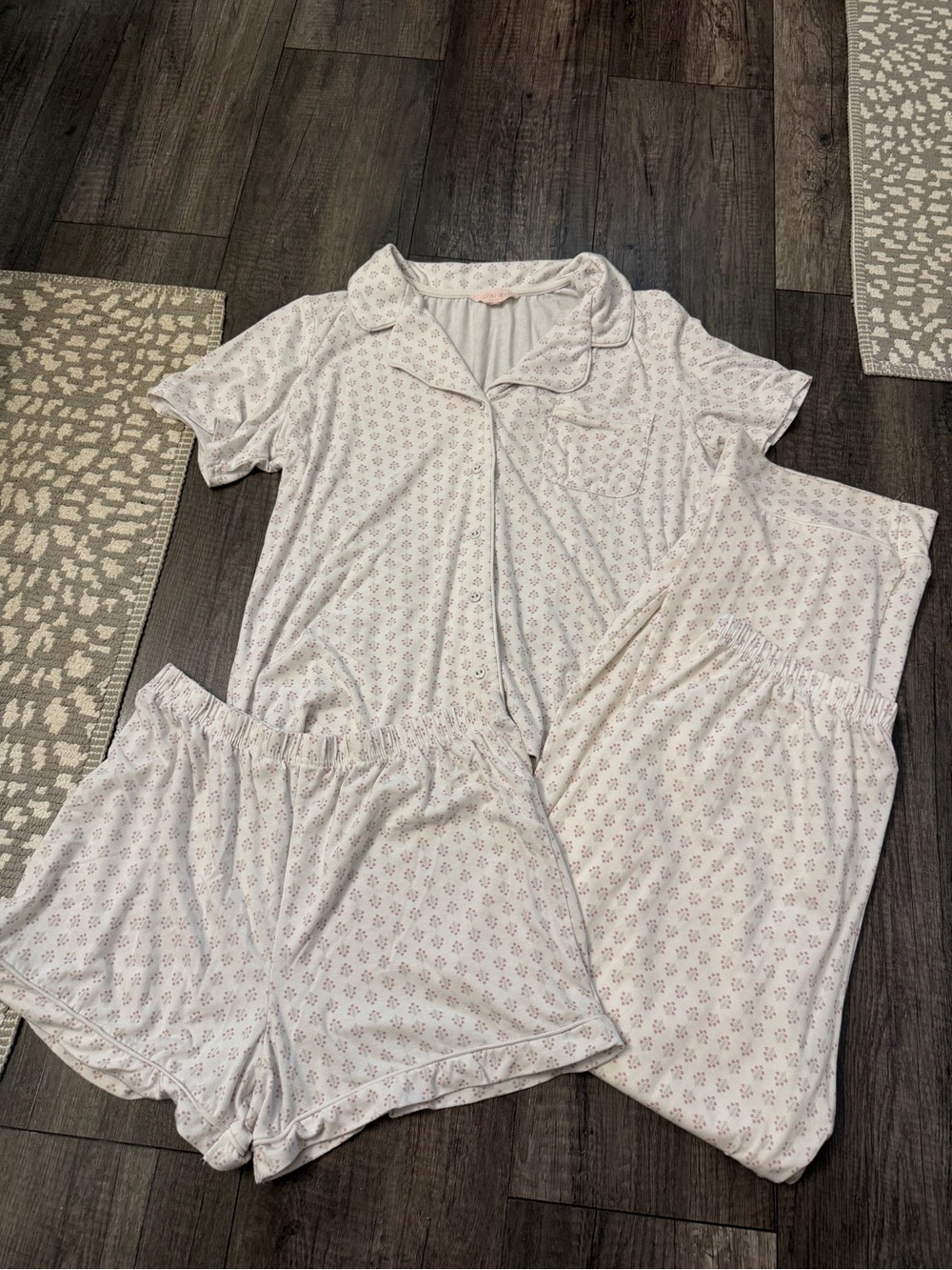 Women's Short Sleeve Pajama Set in Light Pink - Soft Sleepwear